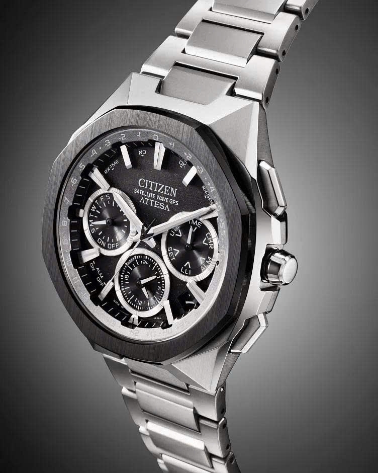 Đồng Hồ Nam Citizen Quartz Eco-Drive Satellite Wave GPS Attesa CC4104-53E