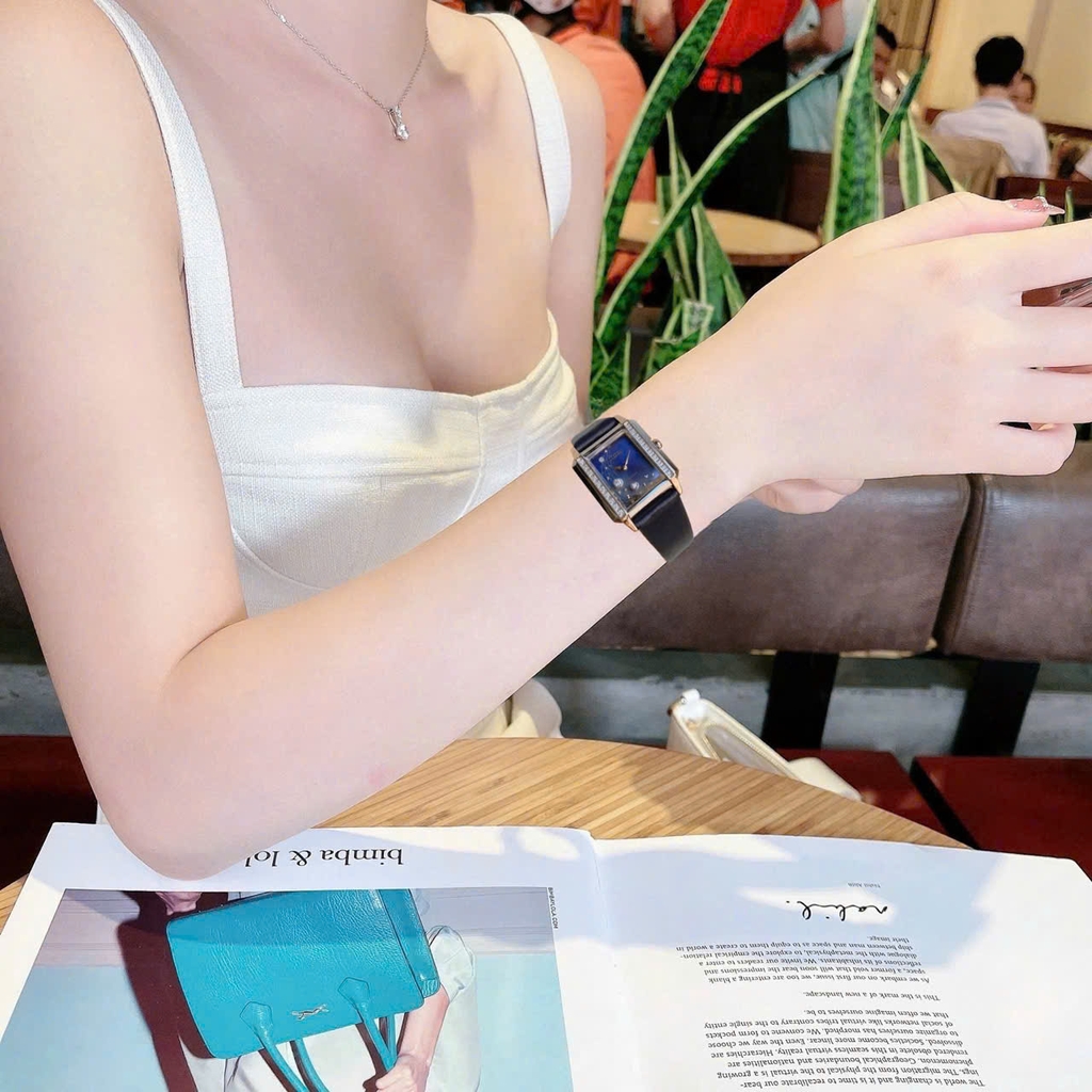 Đồng Hồ Nữ Citizen Quartz Eco-Drive L EG7061-15E