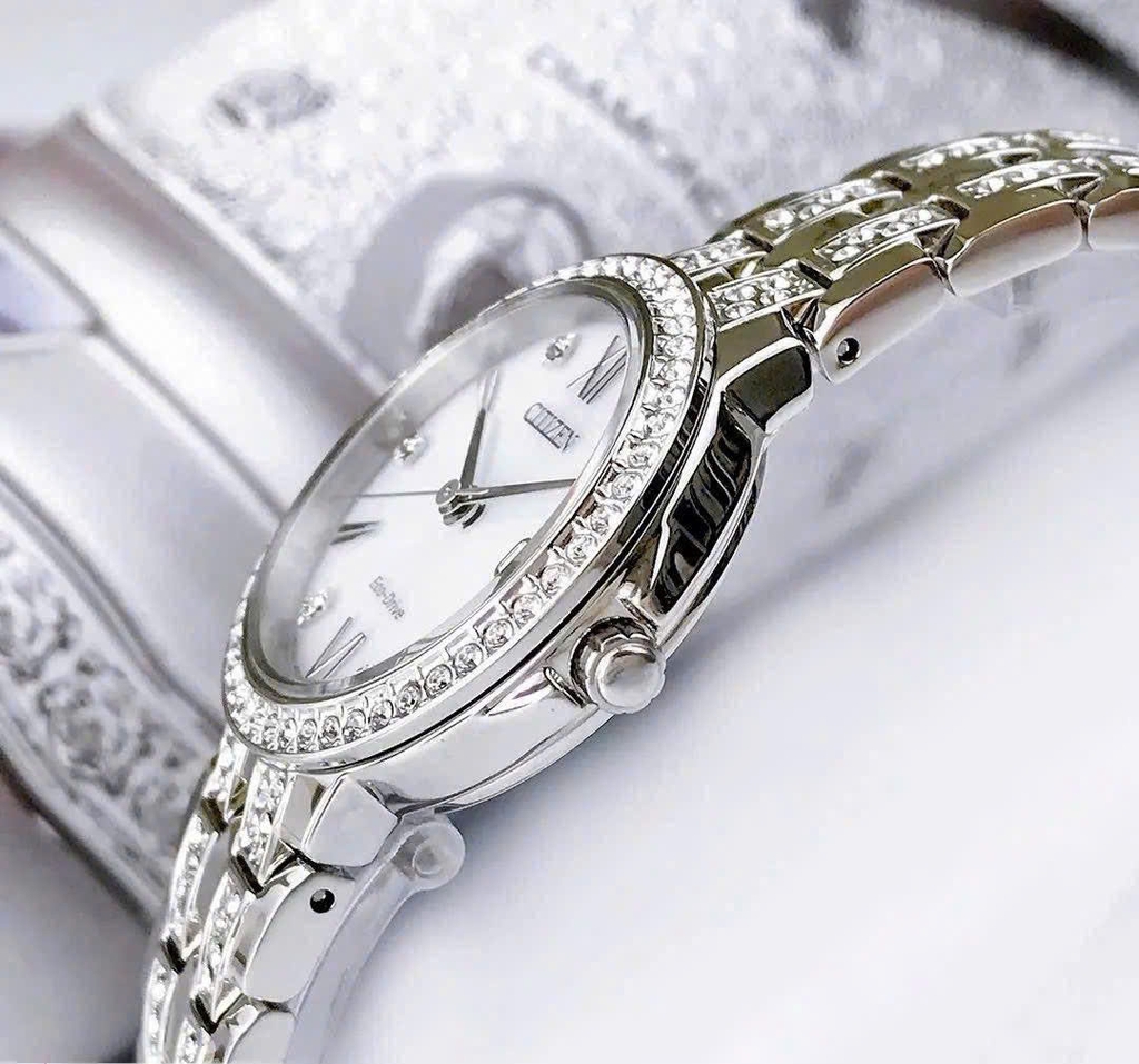 Đồng Hồ Nữ Citizen Quartz Eco-Drive Silhouette Crystal EW2341-63A