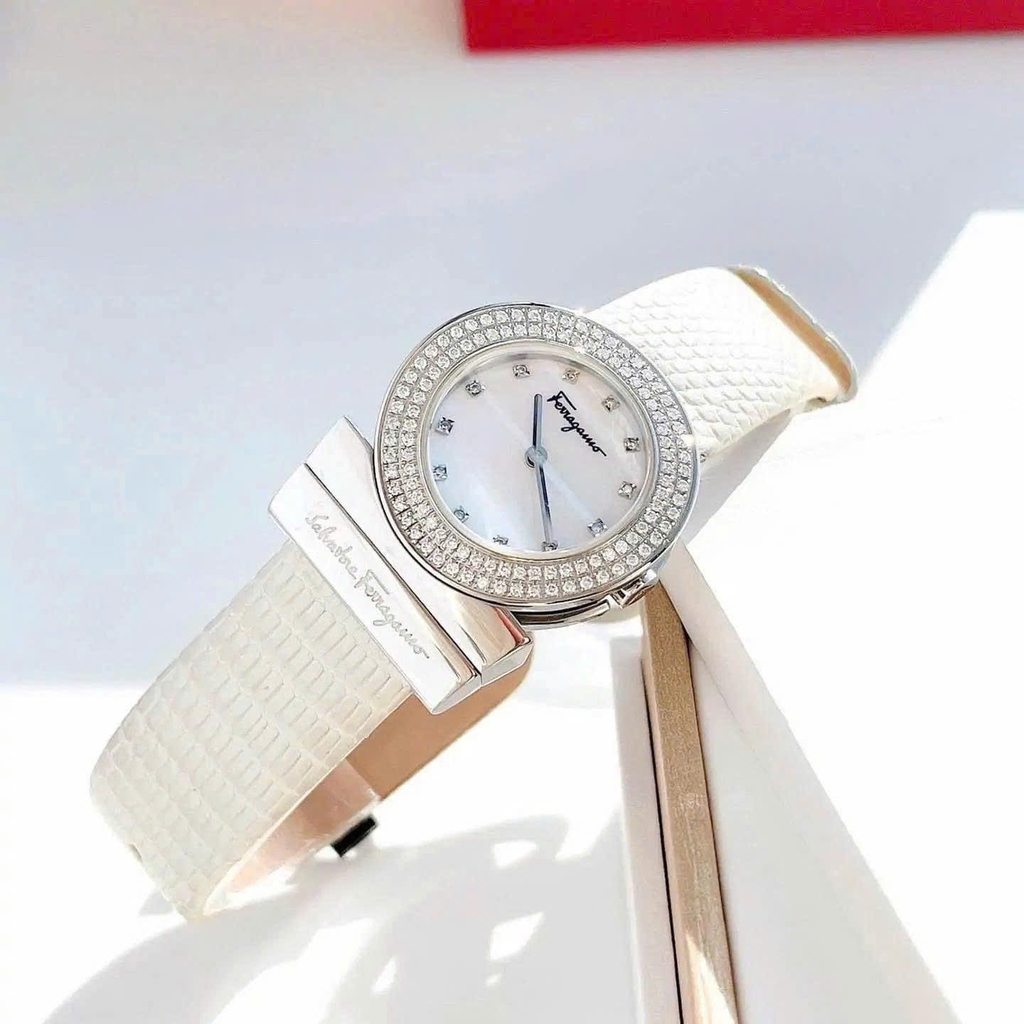 Đồng Hồ Nữ Salvatore Ferragamo Quartz Gancino Diamond  F56SBQ9991I