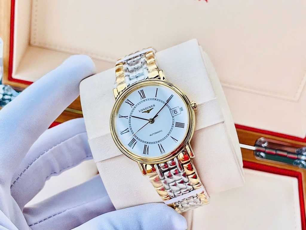 Đồng Hồ Nam Longines Automatic Presence L4.821.2.11.7 ( L48212117 )
