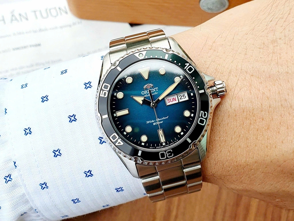 Đồng Hồ Nam Orient Automatic Mako 4 Kamasu Green RN-AA0811E ( RA-AA0811E19B )