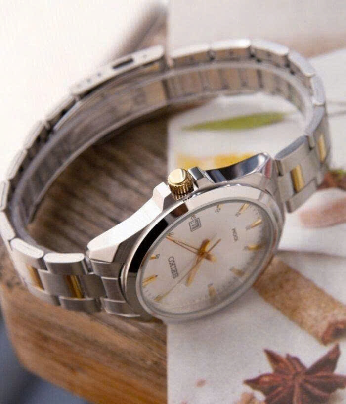 Đồng Hồ Nam Seiko Quartz SUR211P1