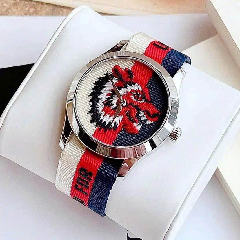 Đồng Hồ Unisex Gucci Quartz YA1264059