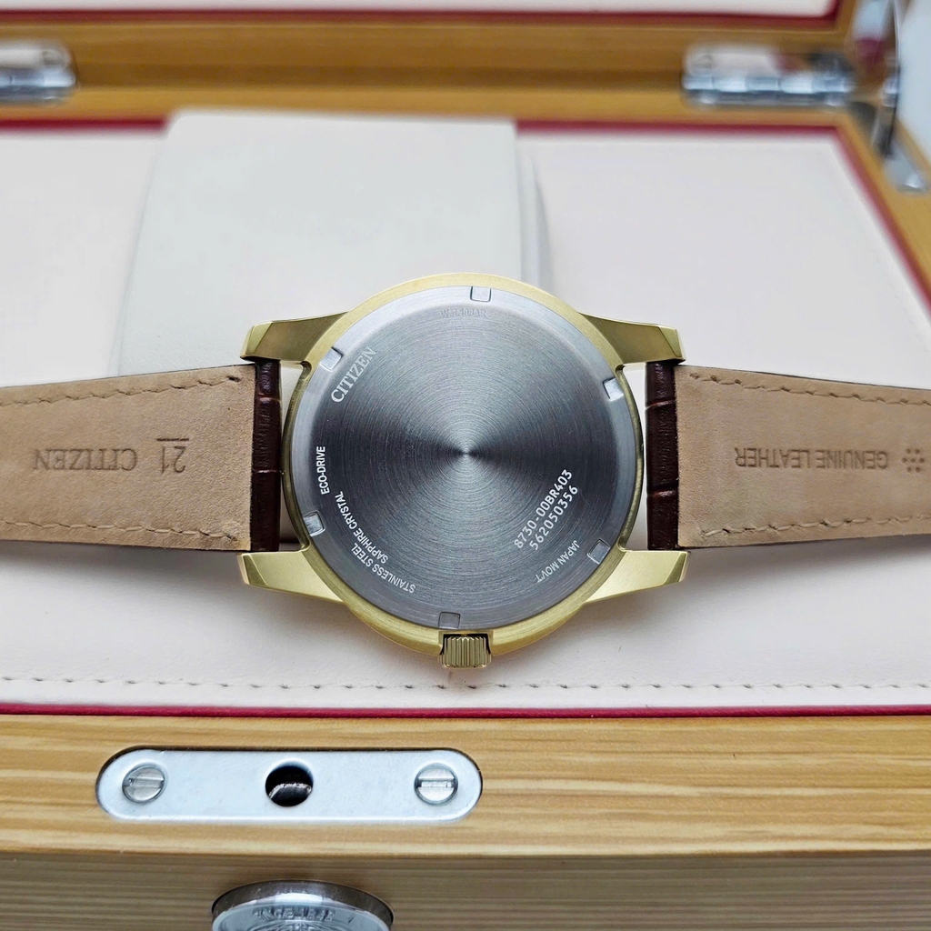 Đồng Hồ Nam Citizen Quartz Eco-Drive Calendrier Moon Phase Gold BU0082-06P