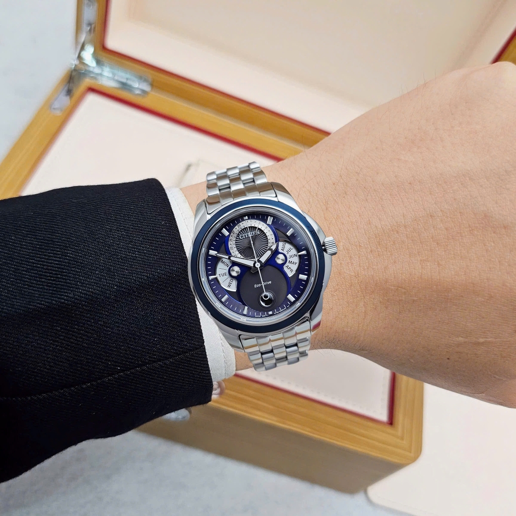 Đồng Hồ Nam Citizen Quartz Eco-Drive Calendrier Moon Phase Blue BU0088-51H