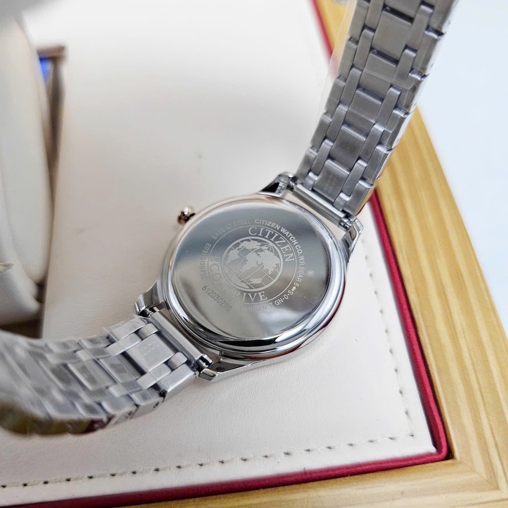Đồng Hồ Nữ Citizen Quartz Eco-Drive EM0506-77A