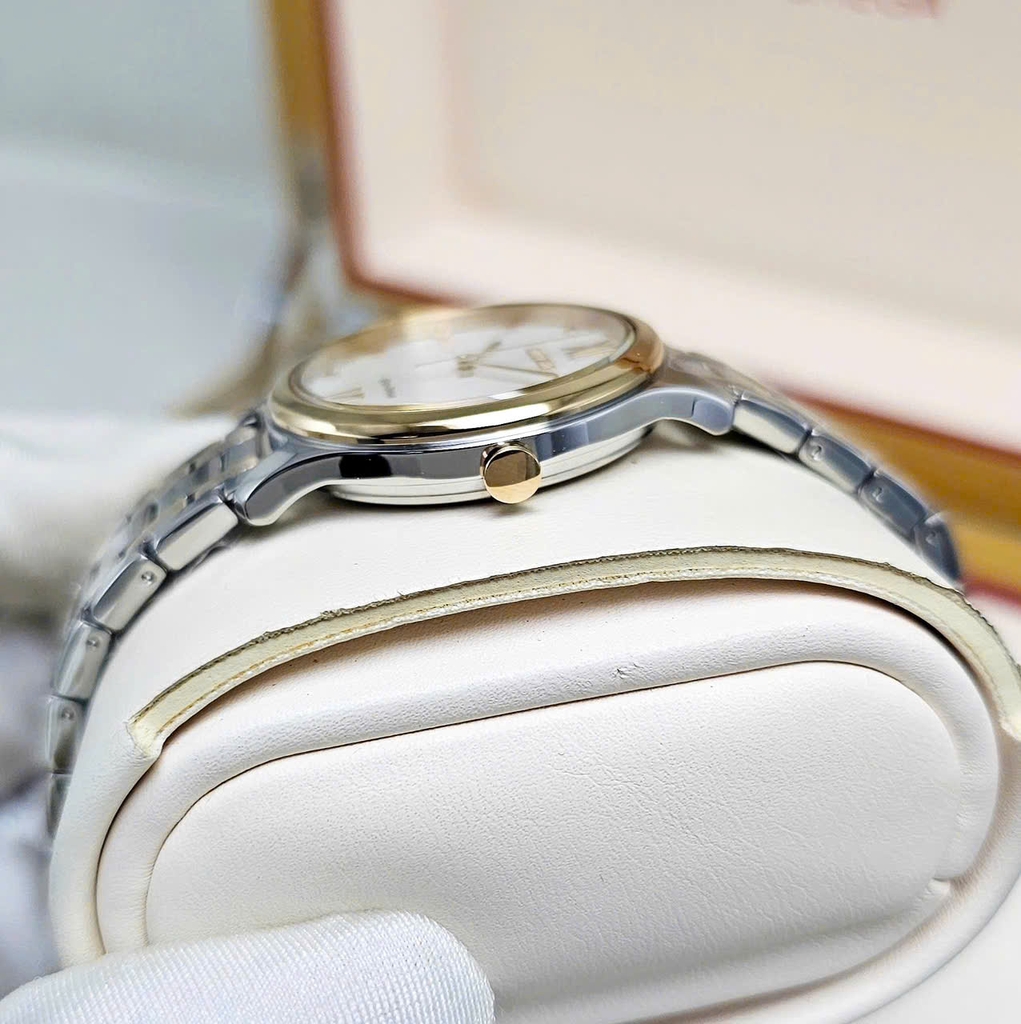 Đồng Hồ Nữ Citizen Quartz Eco-Drive EM0506-77A