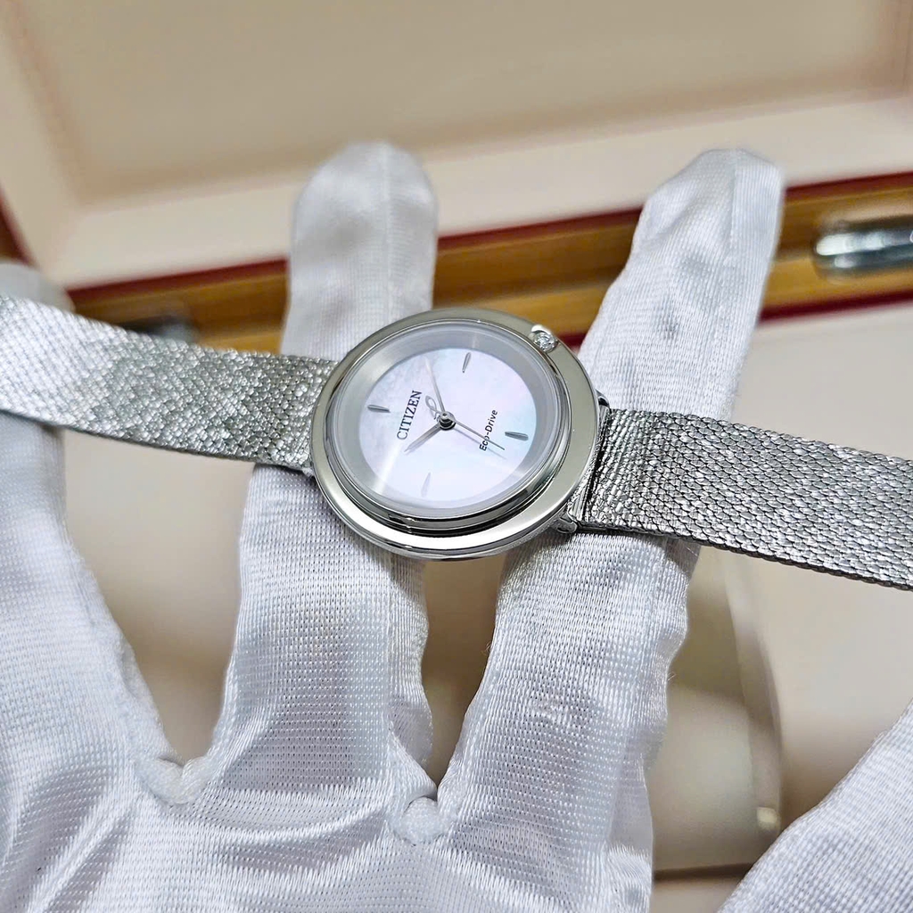 Đồng Hồ Nữ Citizen Quartz Eco-Drive L Ambiluna EM0640-58D