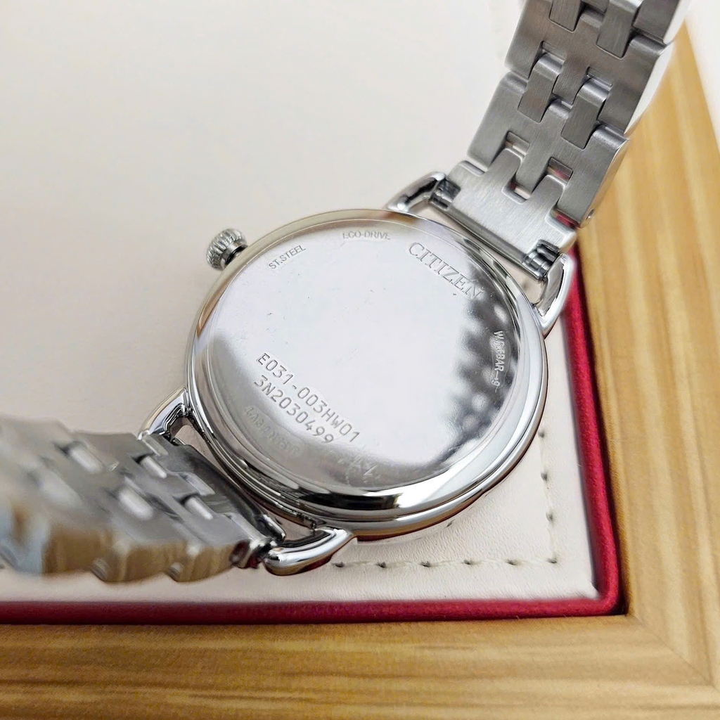 Đồng Hồ Nữ Citizen Quartz Eco-Drive EM1050-56A