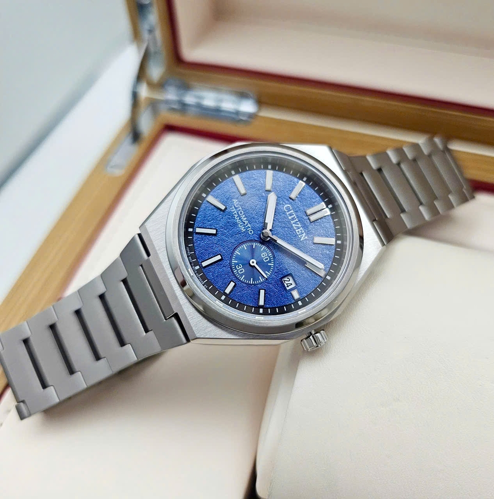 Đồng Hồ Nam Citizen Automatic Zenshin Mechanical Super Titanium NJ0180-80L