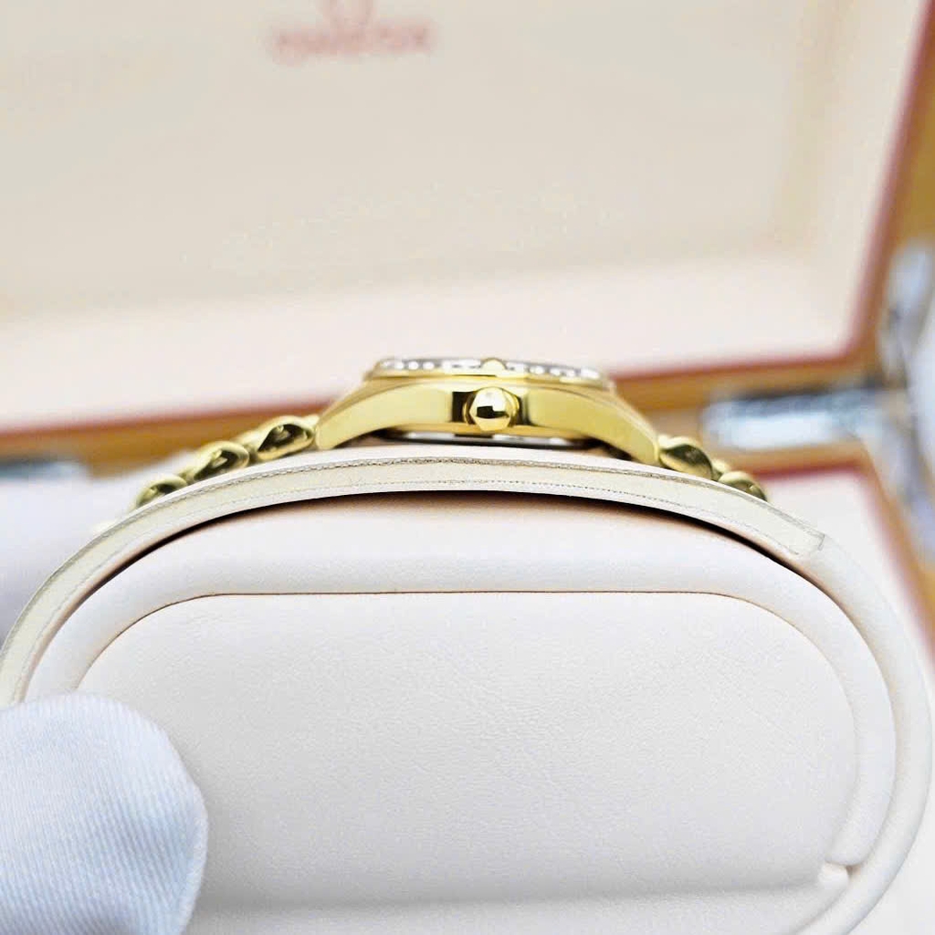 Đồng Hồ Nữ Citizen Quartz EU6062-50D