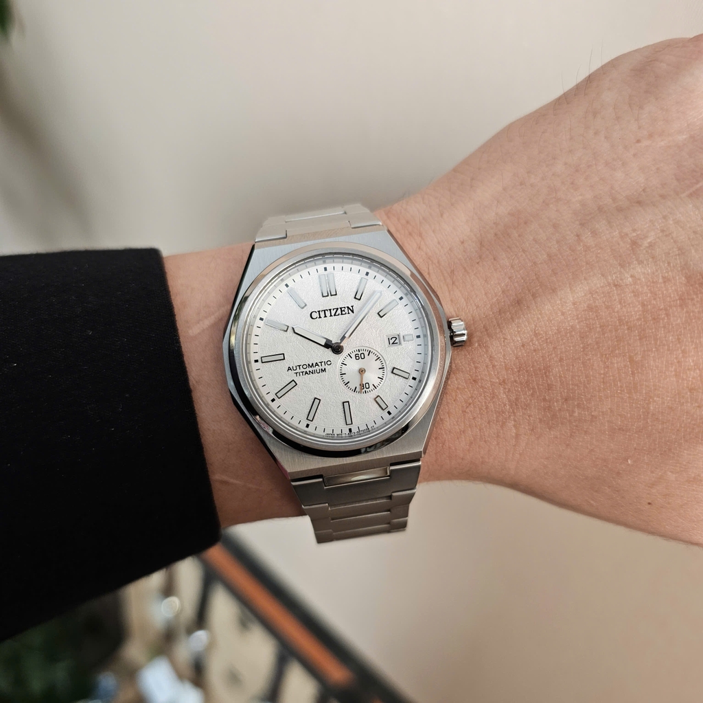 Đồng Hồ Nam Citizen Automatic Zenshin Mechanical Super Titanium NJ0180-80A