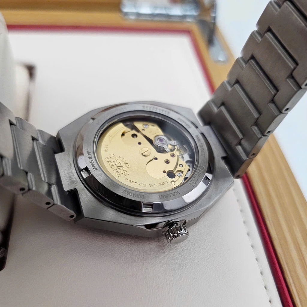 Đồng Hồ Nam Citizen Automatic Zenshin Mechanical Super Titanium NJ0180-80M