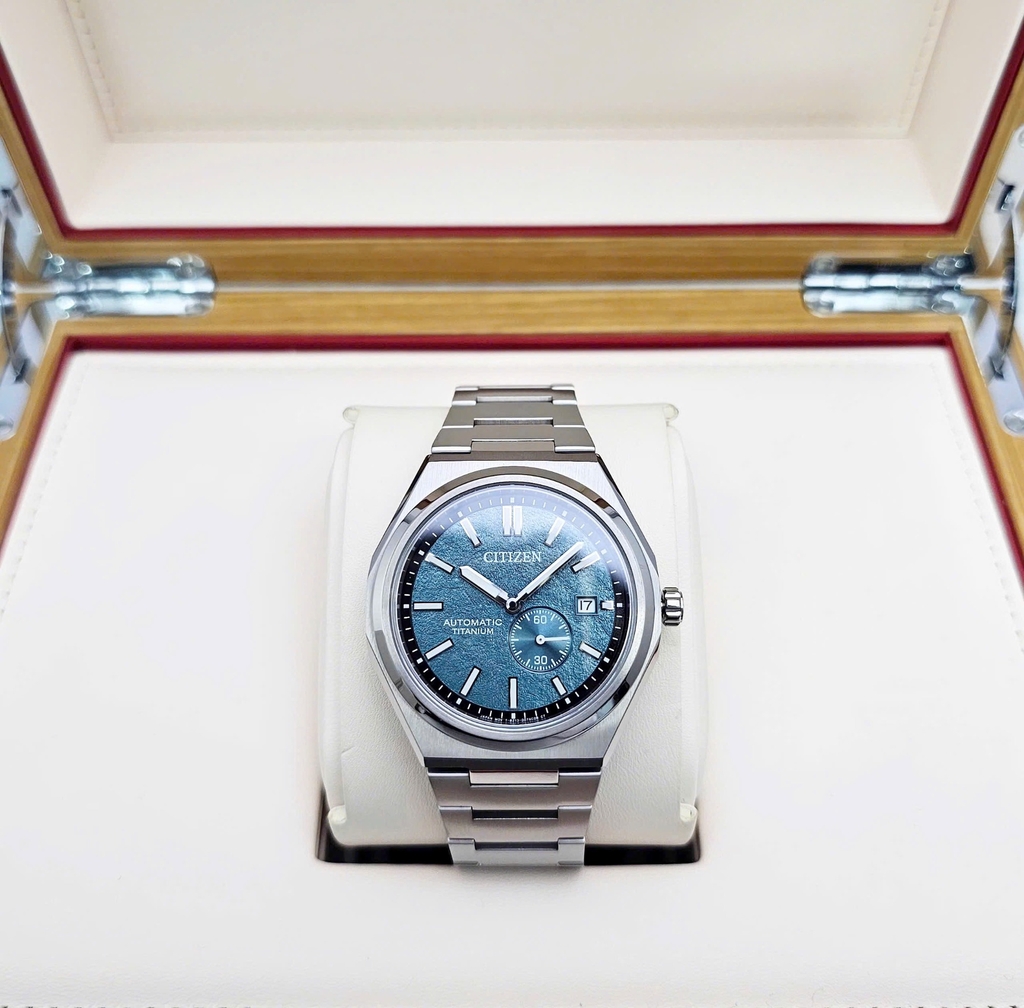 Đồng Hồ Nam Citizen Automatic Zenshin Mechanical Super Titanium NJ0180-80X