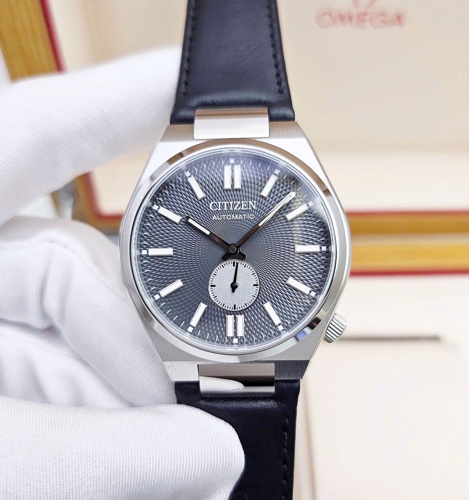 Đồng Hồ Nam Citizen Automatic Tsuyosa Small Second NK5010-01H