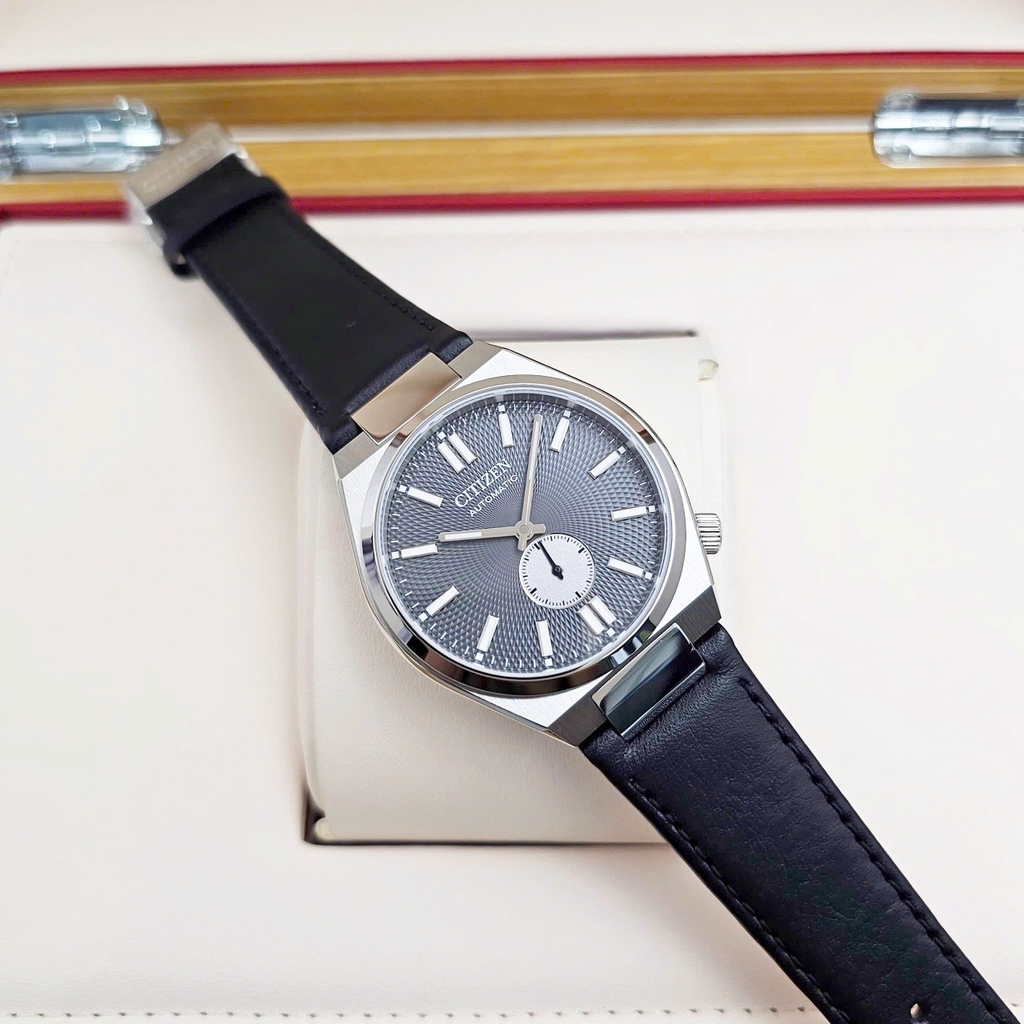 Đồng Hồ Nam Citizen Automatic Tsuyosa Small Second NK5010-01H