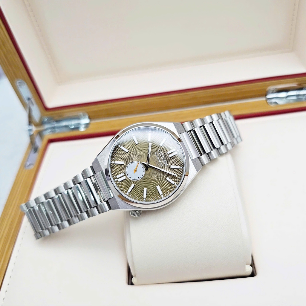 Đồng Hồ Nam Citizen Automatic Tsuyosa Small Second NK5010-51X