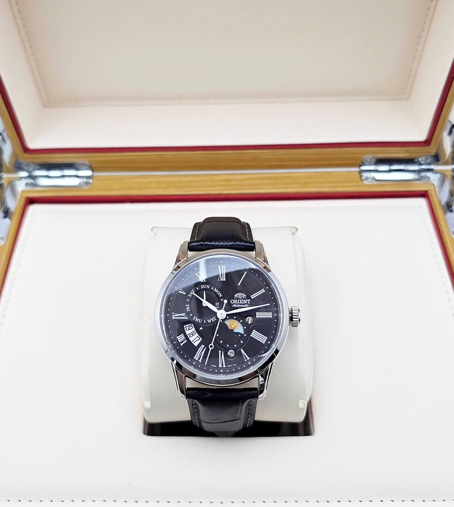Đồng Hồ Nam Orient Automatic Sun & Moon Gen 3 Black RA-AK0010B30B ( RA-AK0010B10B ) ( RA-AK0010B00C ) ( RA-AK0010B )