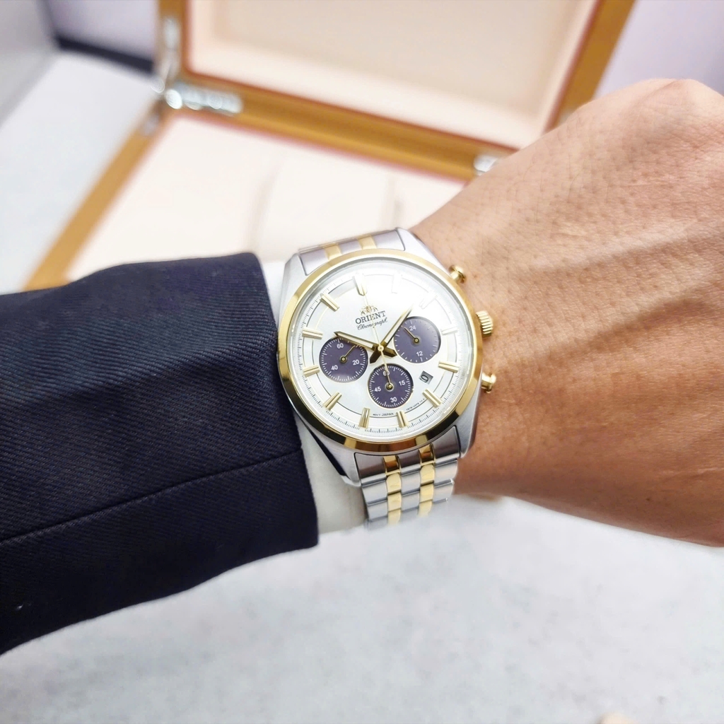 Đồng Hồ Nam Orient Quartz Solar Contemporary Chronograph RA-TX0302S10B