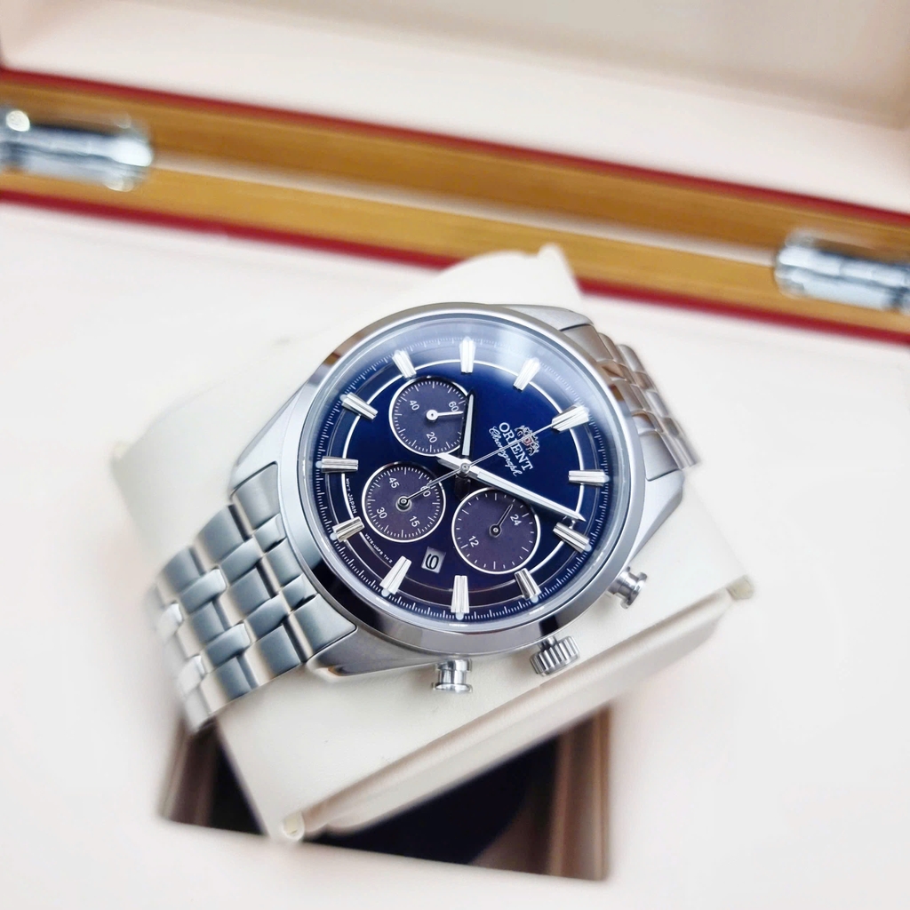 Đồng Hồ Nam Orient Quartz Solar Contemporary Chronograph RA-TX0303L10B
