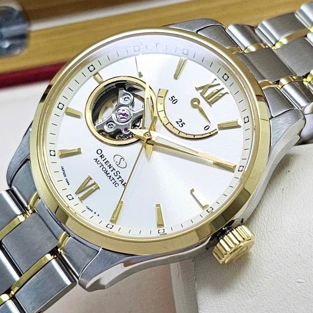 Đồng Hồ Nam Orient Star Automatic Open Heart RE-AT0004S00B ( RE-AT0004S00Z )