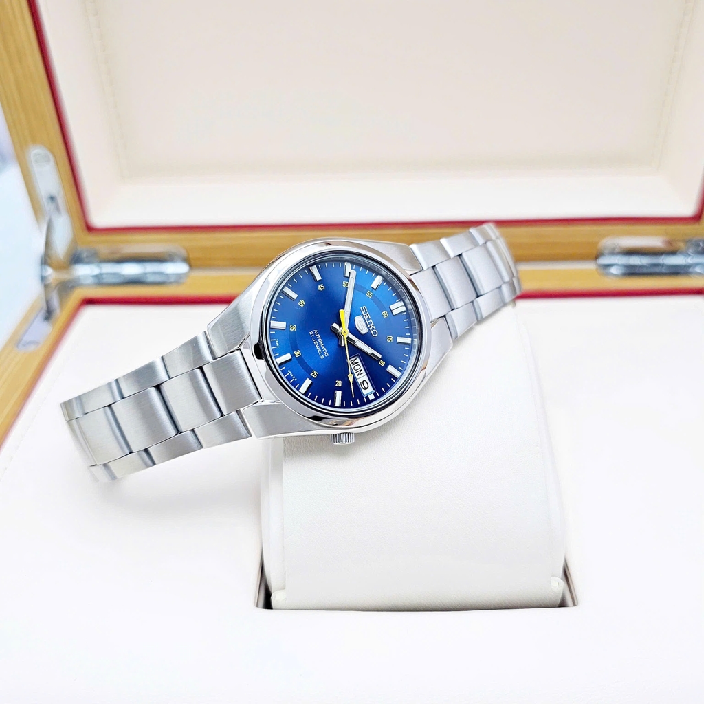 Đồng Hồ Nam Seiko 5 Automatic SNK615K1