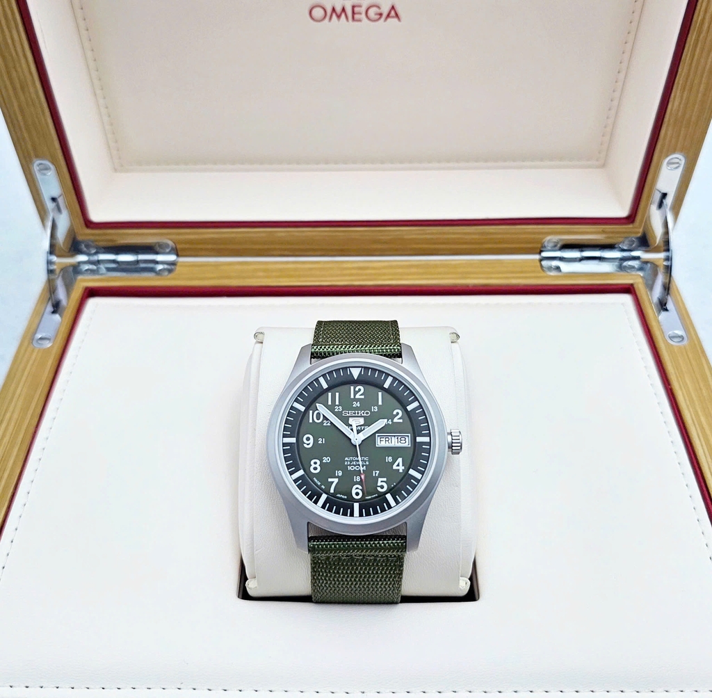 Đồng Hồ Nam Seiko 5 Automatic Sports SNZG09J1 ( SNZG09 )