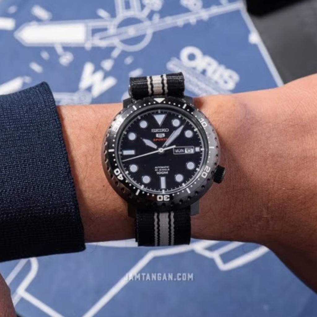 Đồng Hồ Nam Seiko 5 Automatic Sports SRPC67K1