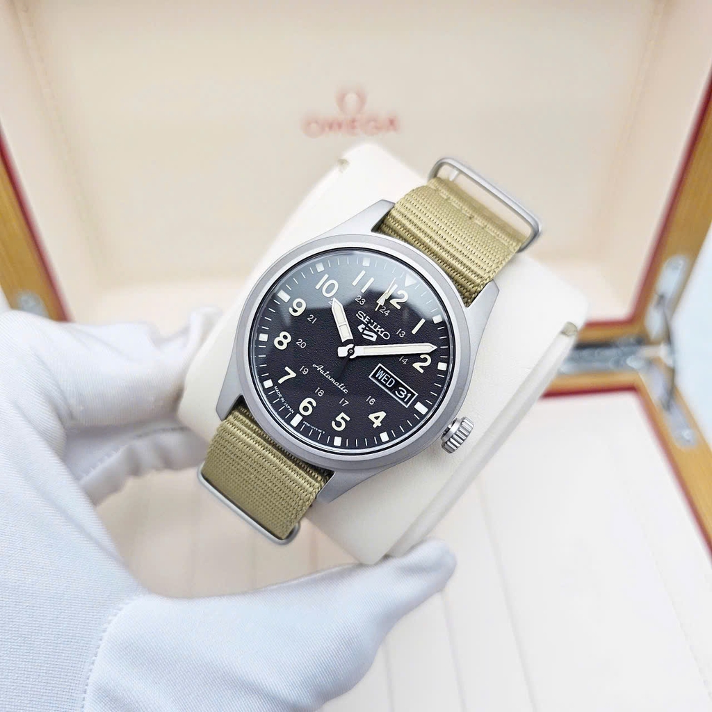 Đồng Hồ Nam Seiko 5 Automatic Sports Field SRPG35J1