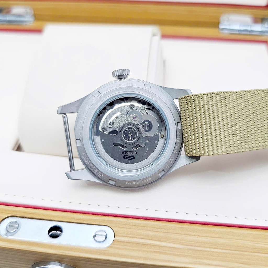 Đồng Hồ Nam Seiko 5 Automatic Sports Field SRPG35J1