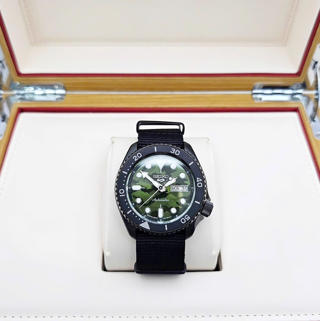 Đồng Hồ Nam Seiko 5 Automatic Sport SRPJ37