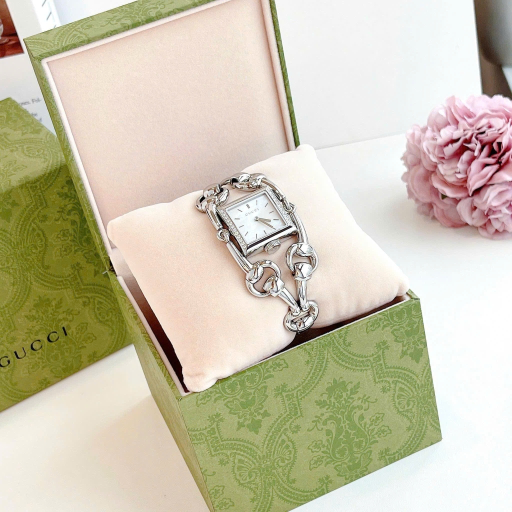 Đồng Hồ Nữ Gucci Quartz Signoria Diamond YA116505