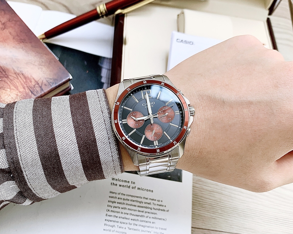 Đồng Hồ Nam Casio Quartz MTP-1374D-5AVDF Dây Thép Mặt Đen