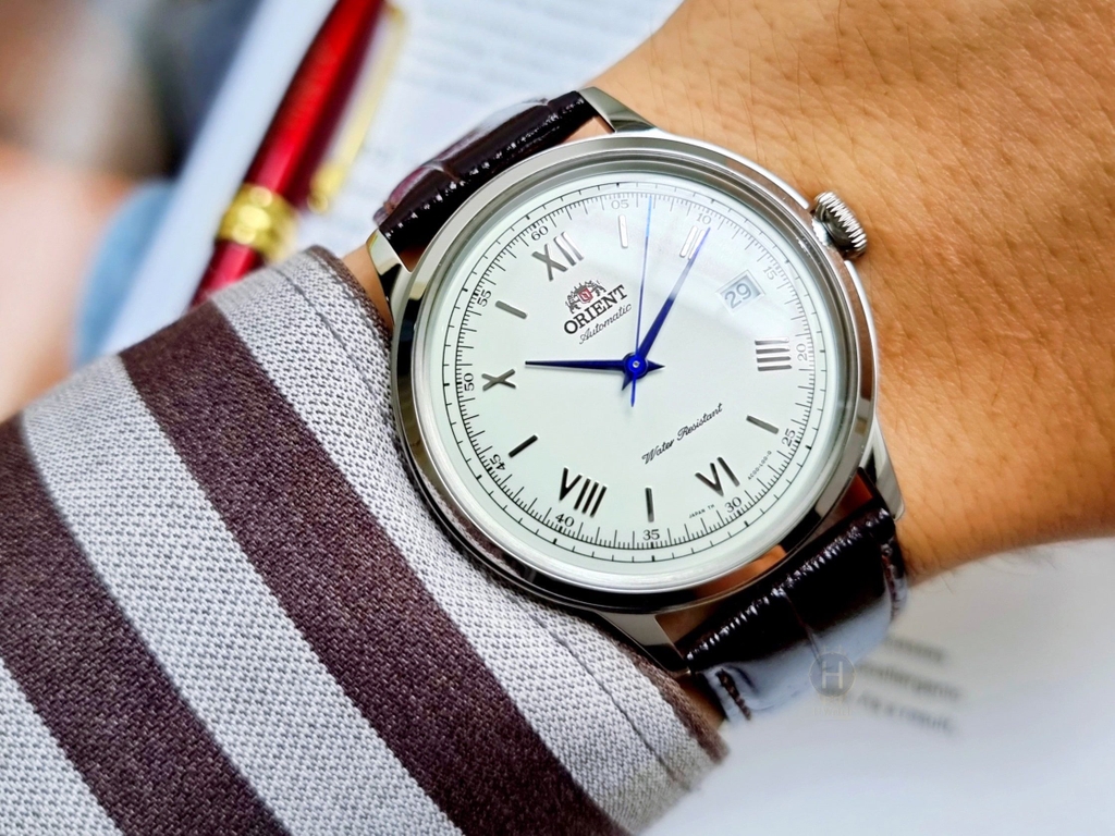 Đồng Hồ Orient Bamino gen II SAC00009W0 Automatic ( Bản Nội Địa Japan ) Mặt Trắng Kim Xanh Nam