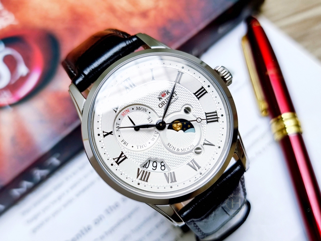 Đồng Hồ Orient Gen 3 White SAK00002S0-B Automatic Dây Da Nam