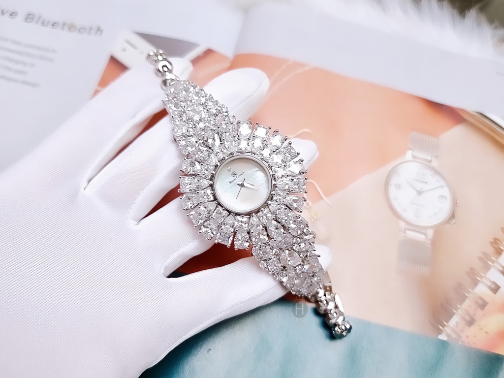 Đồng Hồ Nữ Royal Crown Quartz 5711  Dây Sắt Chính Hãng 