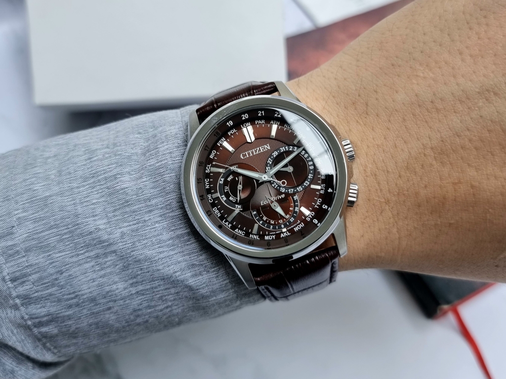 Đồng Hồ Nam Citizen Quartz Eco-Drive Calendrier BU2020-29X