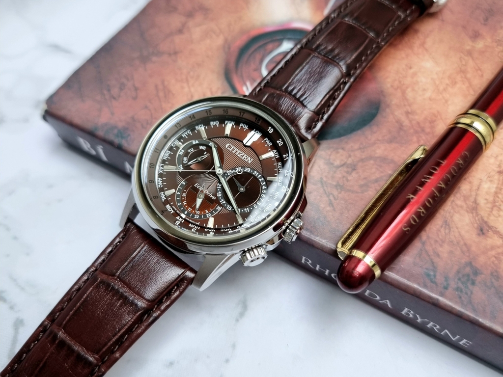 Đồng Hồ Nam Citizen Quartz Eco-Drive Calendrier BU2020-29X