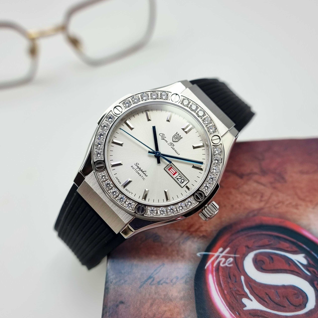 Đồng Hồ Nam Olym Pianus Automatic OP990-45ADGS-GL-T  Dây Casu Đen Mặt Trắng Sapphire