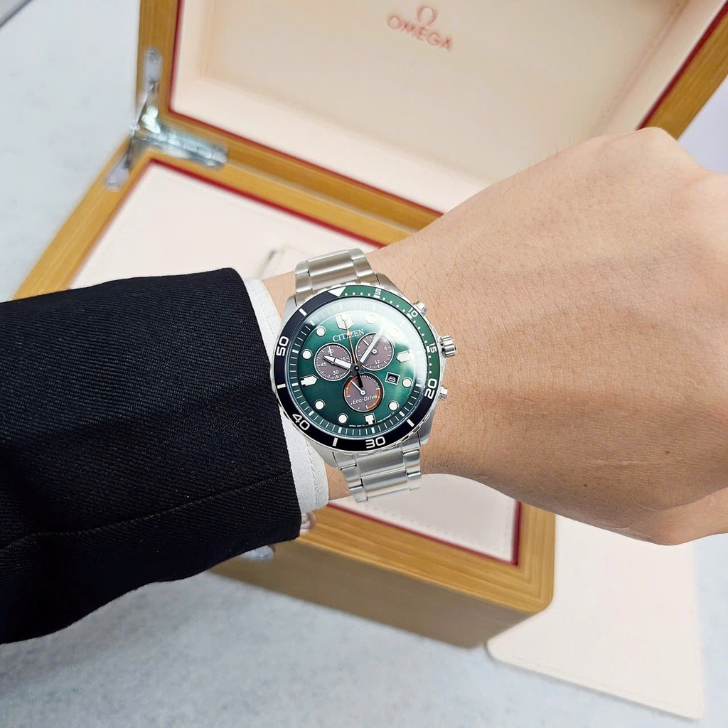 Đồng Hồ Nam Citizen Quartz Eco-Drive Chronograph AT2561-81X