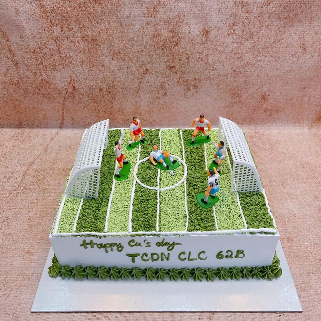 Bánh kem hình sân bóng