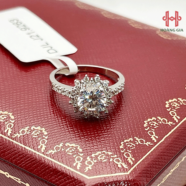 Nhẫn halo ring