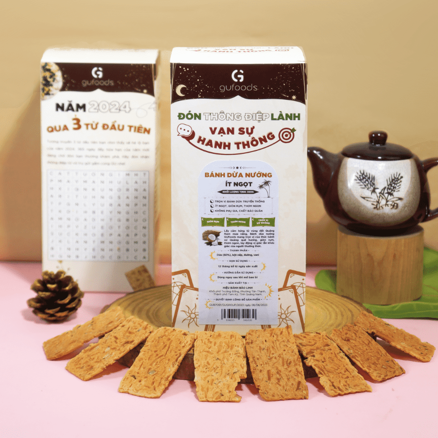 Bánh dừa nướng GUfoods (Hộp 300g) - Giòn rụm, Thơm ngon, Đậm vị bánh dừa xứ Quảng