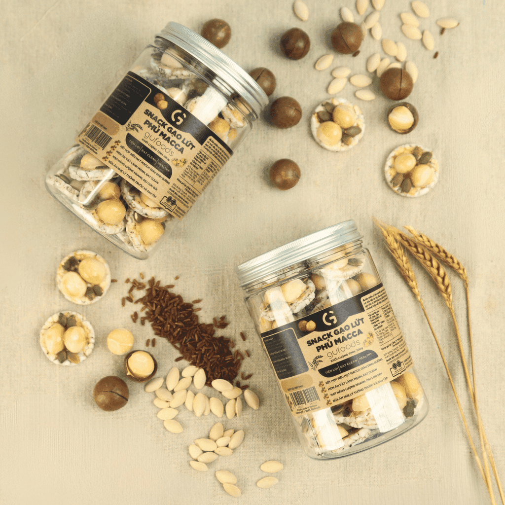 Snack gạo lứt phủ macca GUfoods (Hũ 200g) - Topping siêu hạt, Giòn rụm, Thơm bùi, Giàu dinh dưỡng, Healthy, Eat clean, Thuần chay