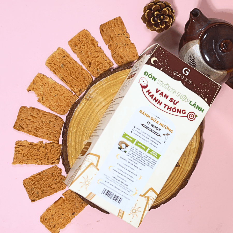 Bánh dừa nướng GUfoods (Hộp 300g) - Giòn rụm, Thơm ngon, Đậm vị bánh dừa xứ Quảng