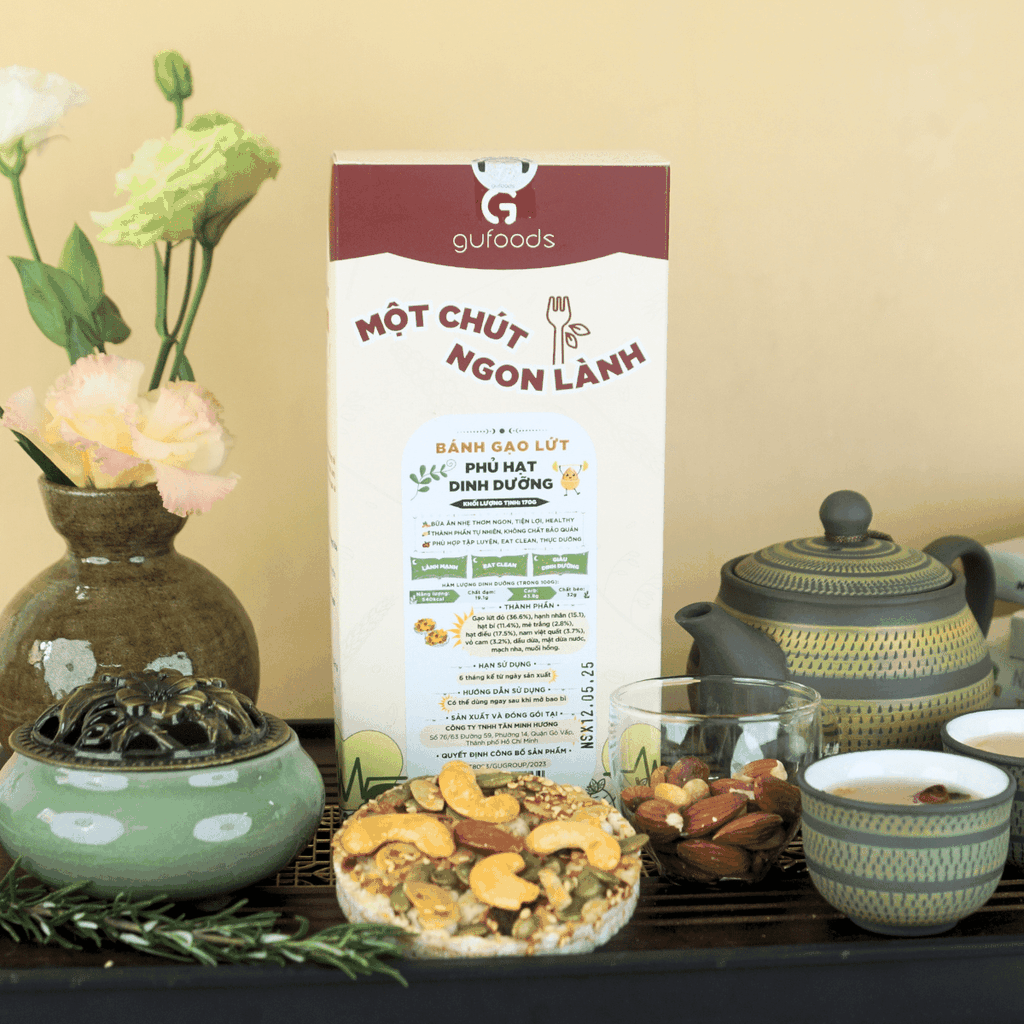 Bánh gạo lứt phủ granola siêu hạt GUfoods (Hộp 170g) - Bữa ăn nhẹ tiện lợi, Giàu dinh dưỡng, Ăn vặt healthy, Nạp nhanh năng lượng, Ăn kiêng, Eat clean, Thuần chay
