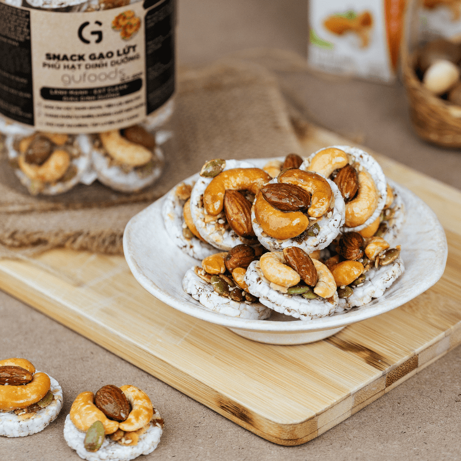 Snack gạo lứt phủ granola siêu hạt GUfoods - Bữa ăn nhẹ tiện lợi, Giàu dinh dưỡng, Ăn vặt healthy, Eat clean, Thuần chay