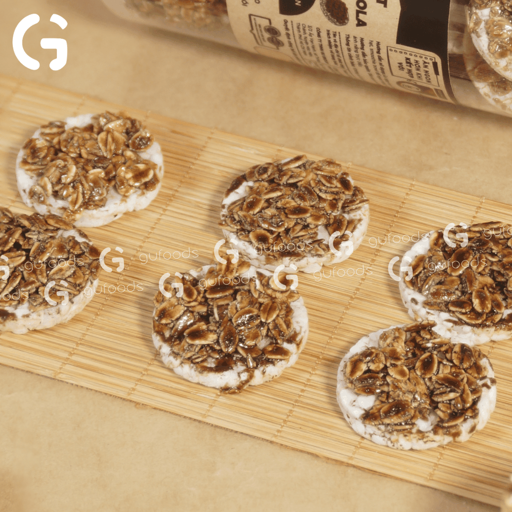 Snack gạo lứt phủ yến mạch socola GUfoods (Hũ 200g) - Nạp nhanh năng lượng, Ăn vặt healthy, Thuần chay, Eat clean