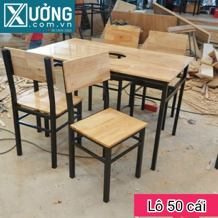 Ghế sắt mặt gỗ cao su quán nhậu